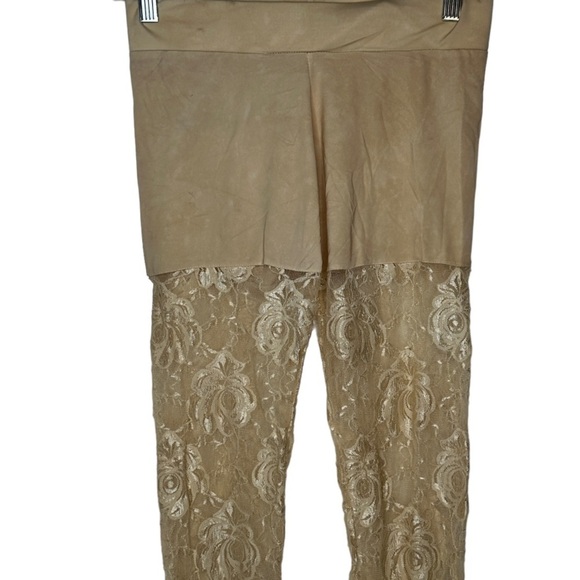 Body Central Footless Lace Leggings - Picture 2 of 5